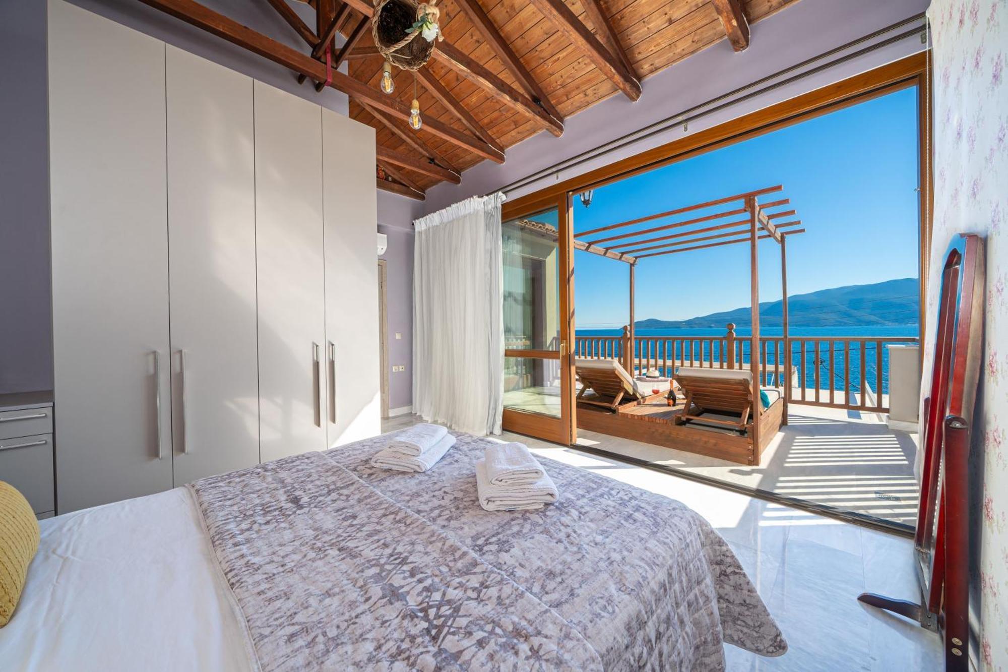 איה אפימיה Sea Rock Apartment מראה חיצוני תמונה